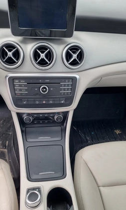 Mercedes-Benz CLA cena 39000 przebieg: 105000, rok produkcji 2015 z Skwierzyna małe 154